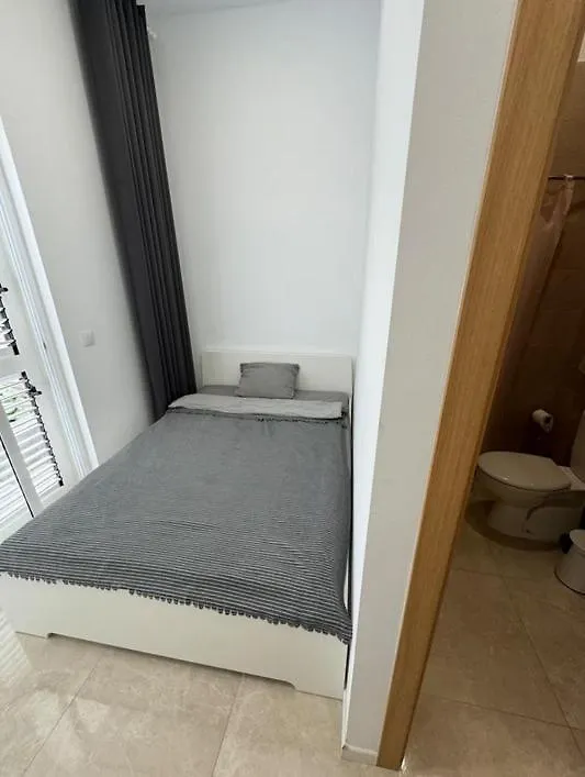 Few Steps From The Beach Hostel In Los Cristianos Arona  0*, Arona (Tenerife)
